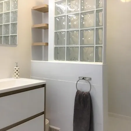 Jolie Maison Dans Résidence Privée, Terrasse, 2 Chambres